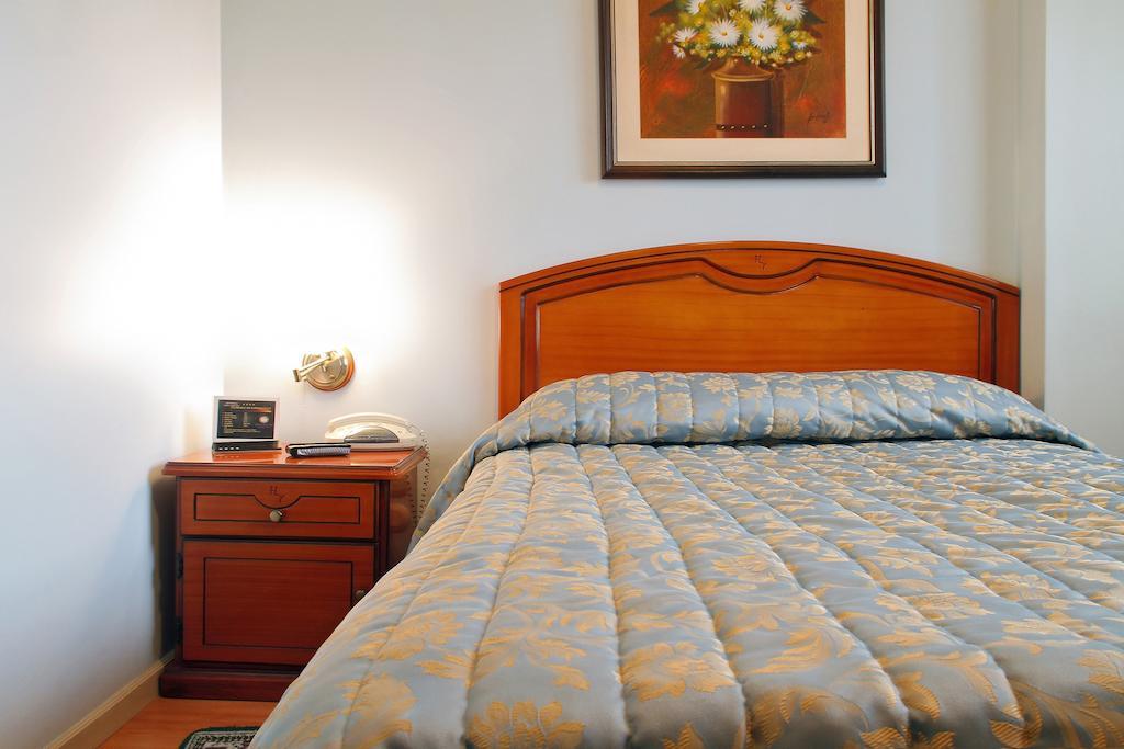 Hotel Yanuncay Cuenca Bilik gambar